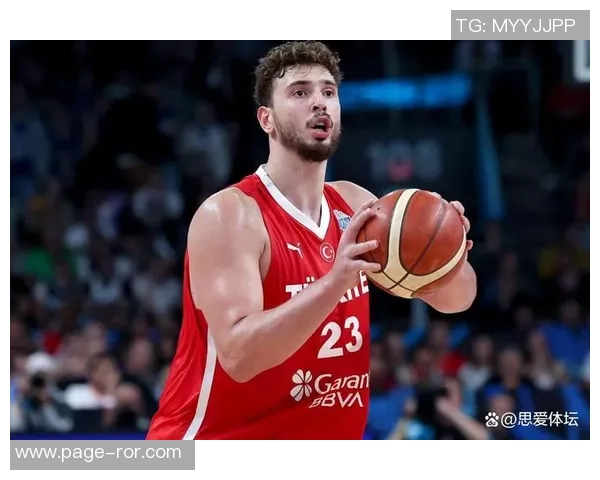 申京24岁前助攻上双创中锋历史第二仅次于约基奇39次